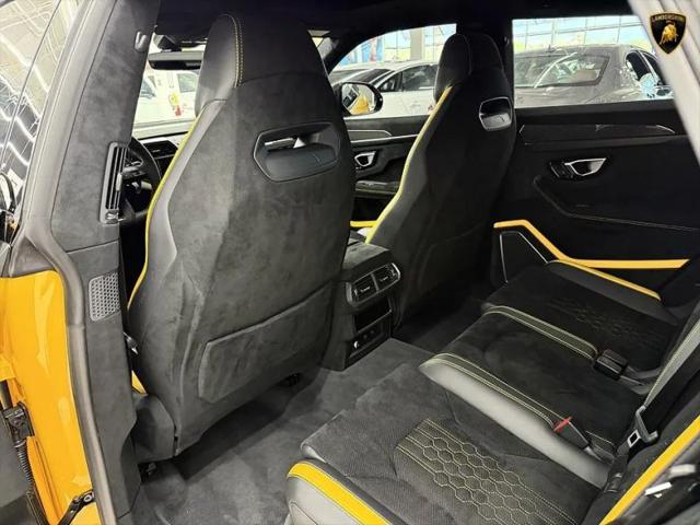 2024 Lamborghini Urus Performante