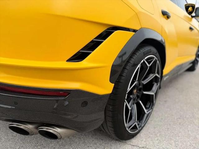 2024 Lamborghini Urus Performante