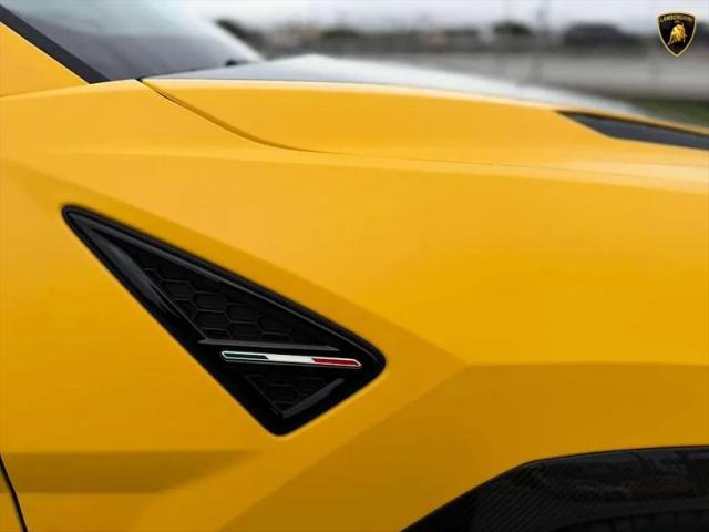 2024 Lamborghini Urus Performante