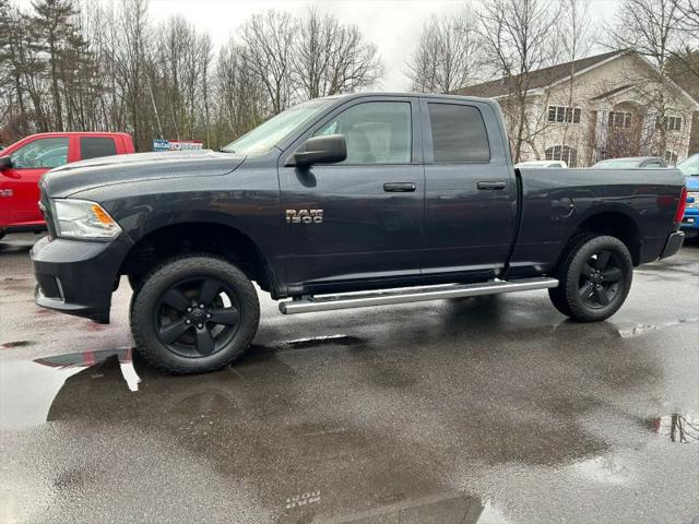 2017 Ram 1500 Express Quad Cab 4x4 6'4" Box
