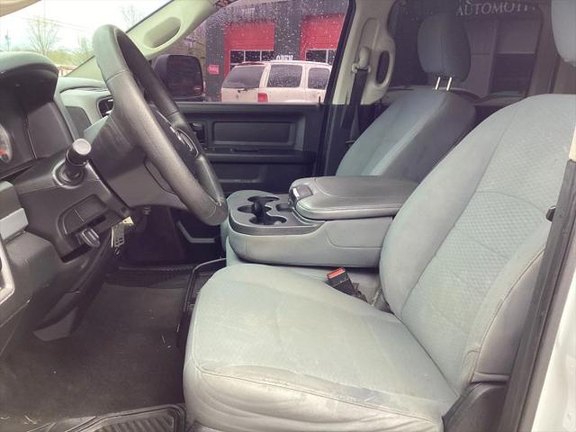 2017 Ram 3500 Tradesman Crew Cab 4x4 6'4" Box