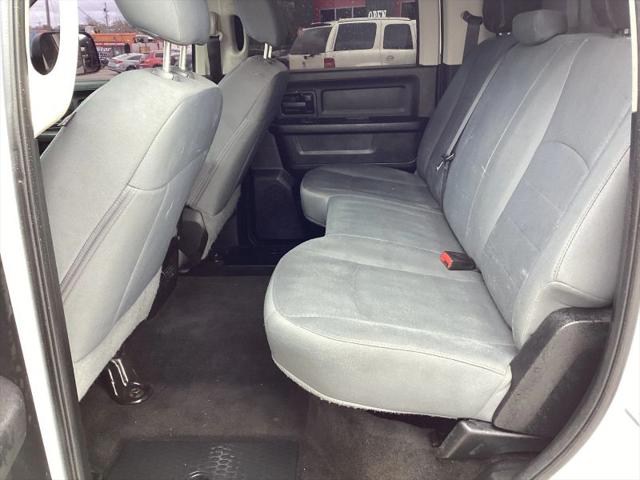 2017 Ram 3500 Tradesman Crew Cab 4x4 6'4" Box