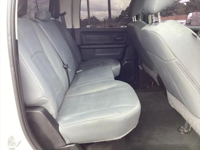 2017 Ram 3500 Tradesman Crew Cab 4x4 6'4" Box