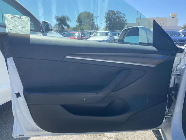 2022 Tesla Model 3 Long Range Dual Motor All-Wheel Drive