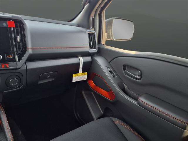 2026 Nissan Frontier Crew Cab PRO-4X 4x4