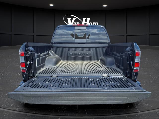 2026 Nissan Frontier Crew Cab PRO-4X 4x4