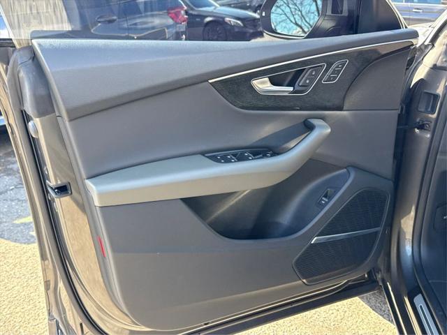 2019 Audi Q8 55 Premium