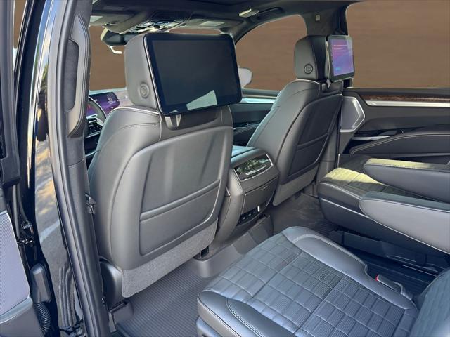2026 Cadillac Escalade ESV Platinum Sport