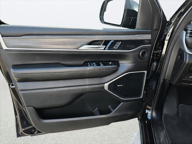 2023 Jeep Wagoneer Series II