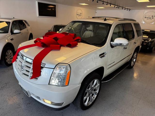 2007 Cadillac Escalade Standard
