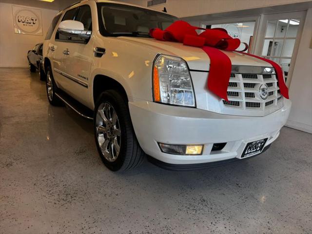 2007 Cadillac Escalade Standard