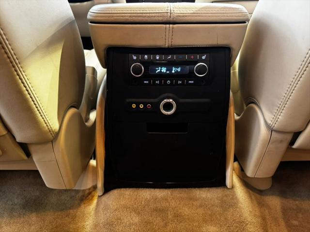 2007 Cadillac Escalade Standard