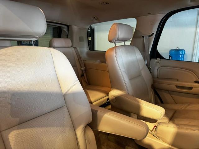 2007 Cadillac Escalade Standard