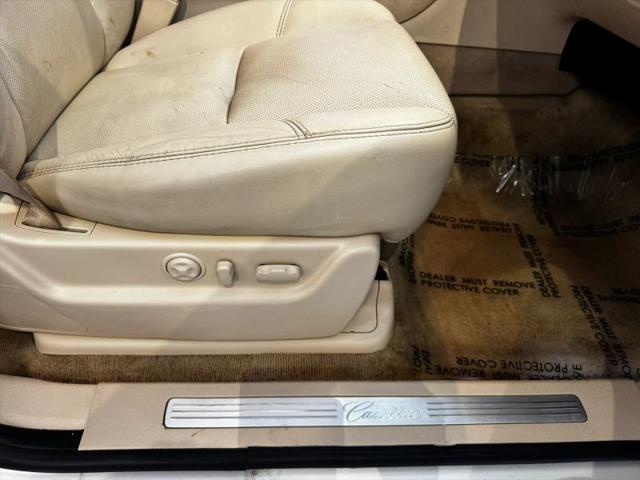 2007 Cadillac Escalade Standard