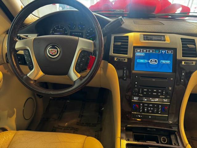 2007 Cadillac Escalade Standard