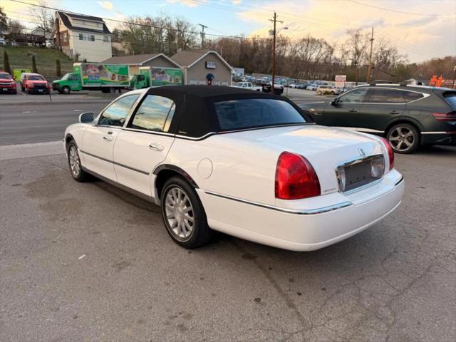 2007 Lincoln Town Car Signature