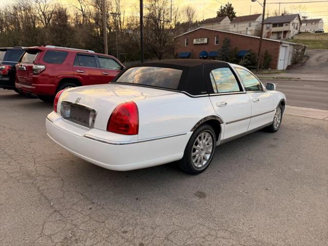 2007 Lincoln Town Car Signature
