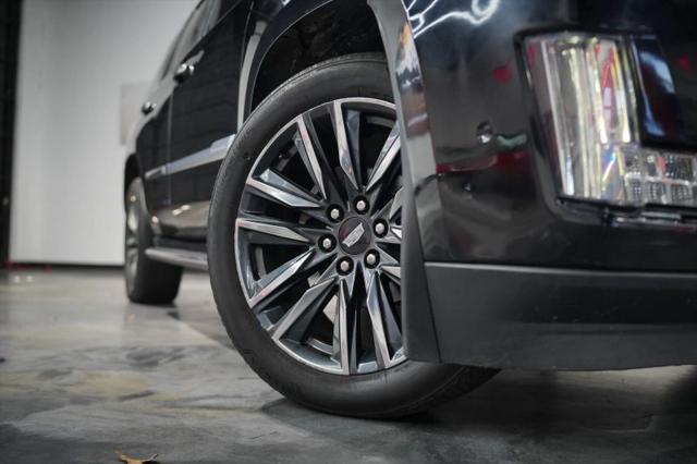 2017 Cadillac Escalade Luxury