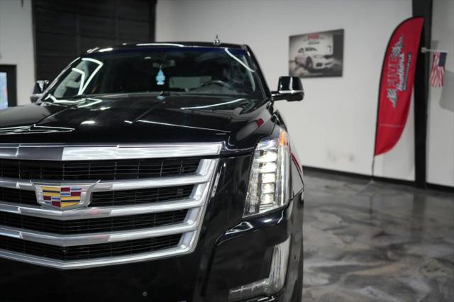 2017 Cadillac Escalade Luxury