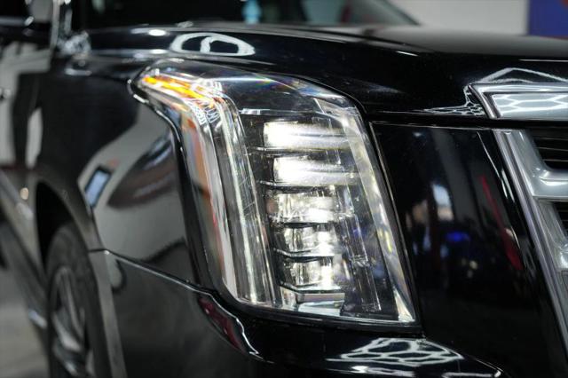 2017 Cadillac Escalade Luxury