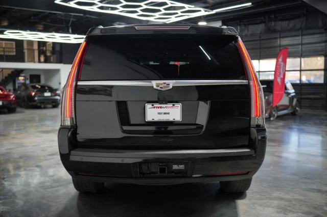 2017 Cadillac Escalade Luxury