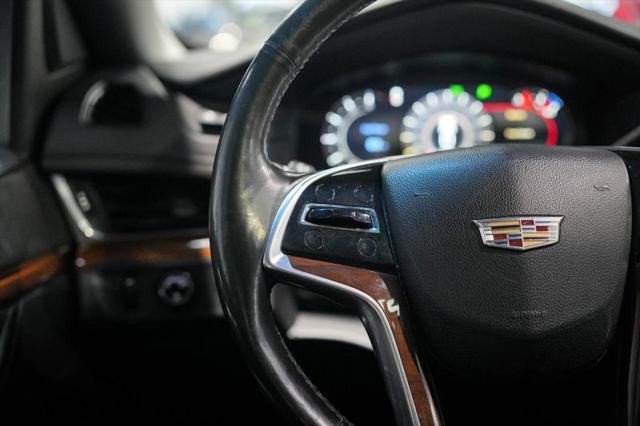 2017 Cadillac Escalade Luxury