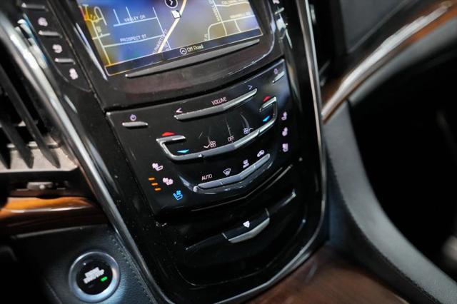 2017 Cadillac Escalade Luxury