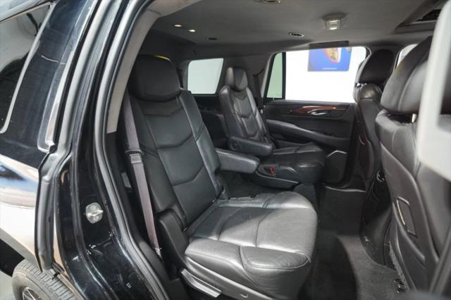 2017 Cadillac Escalade Luxury