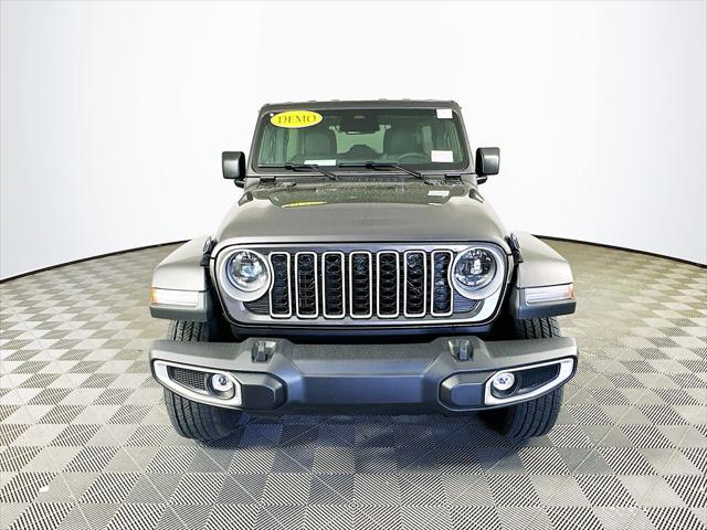 2026 Jeep Wrangler 4-Door Sahara 4x4