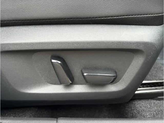 2026 Nissan Rogue SL
