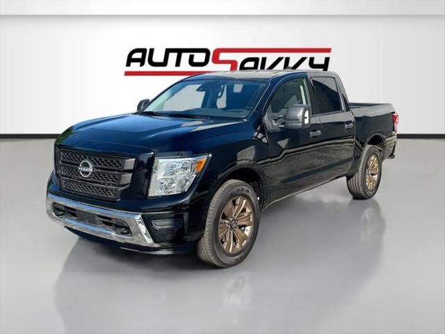 2024 Nissan Titan Crew Cab SV 4x4