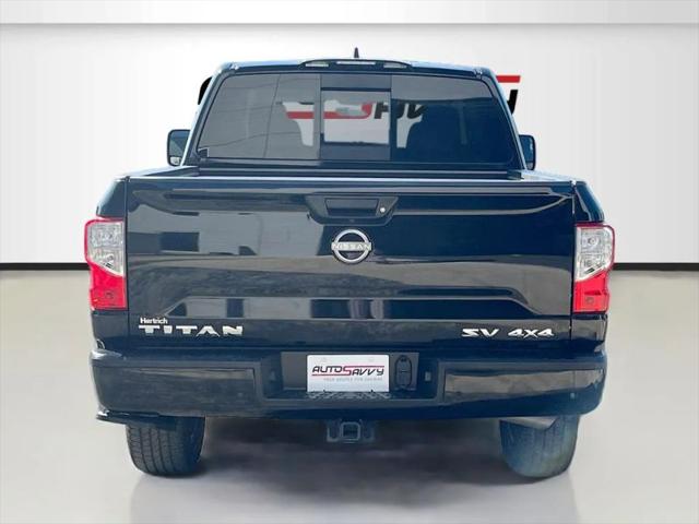 2024 Nissan Titan Crew Cab SV 4x4