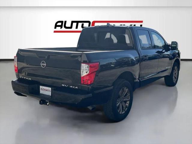 2024 Nissan Titan Crew Cab SV 4x4