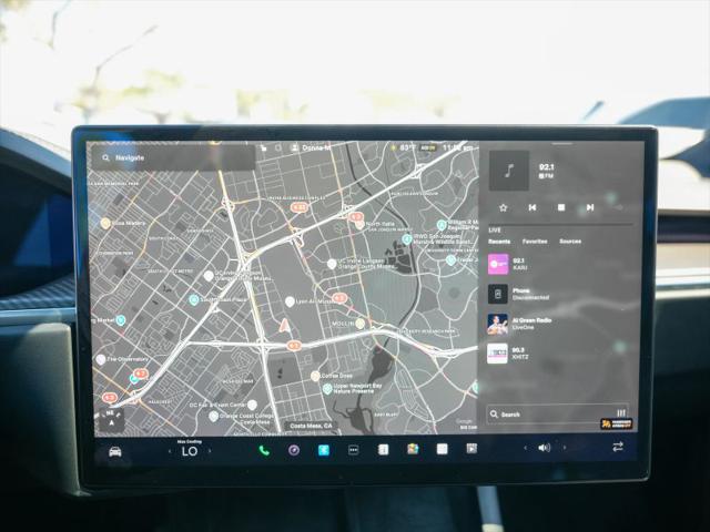 2023 Tesla Model X Plaid Tri Motor All-Wheel Drive