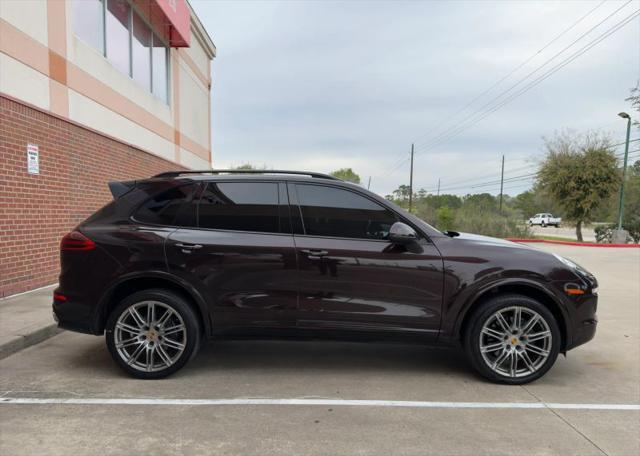 2018 Porsche Cayenne Platinum Edition