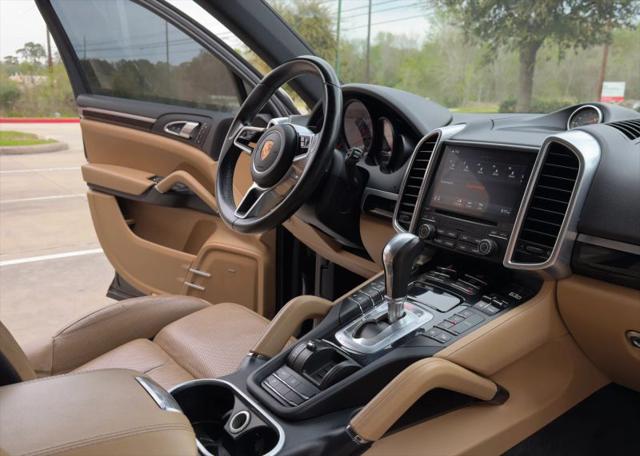2018 Porsche Cayenne Platinum Edition