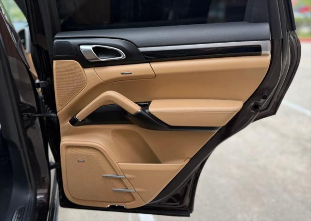 2018 Porsche Cayenne Platinum Edition