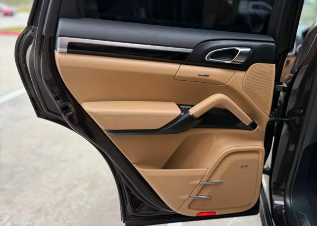 2018 Porsche Cayenne Platinum Edition