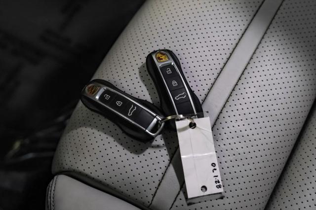 2019 Porsche Cayenne Base