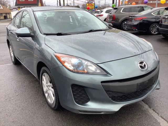 2013 Mazda Mazda3 i Touring
