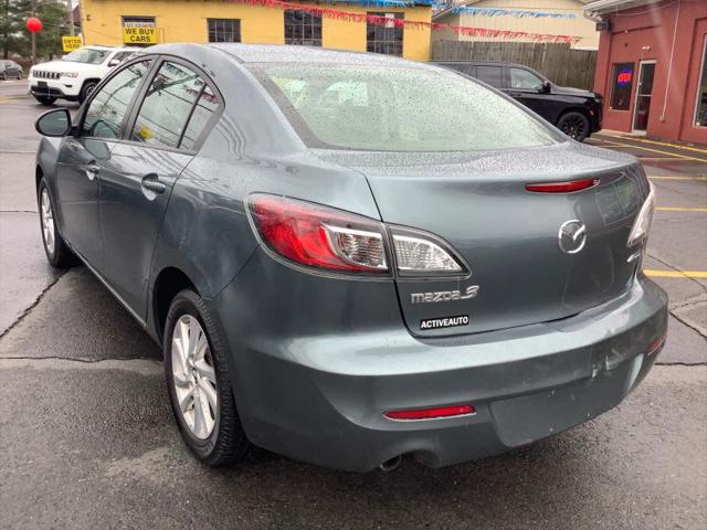 2013 Mazda Mazda3 i Touring