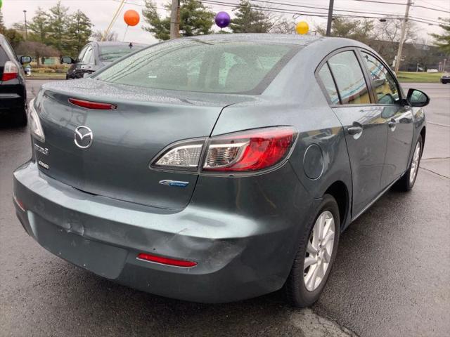 2013 Mazda Mazda3 i Touring