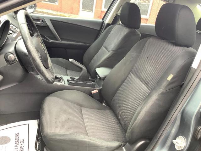 2013 Mazda Mazda3 i Touring