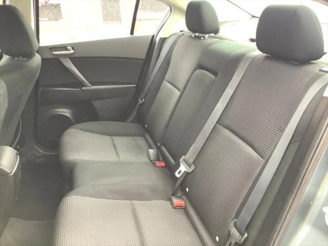 2013 Mazda Mazda3 i Touring
