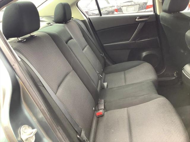2013 Mazda Mazda3 i Touring