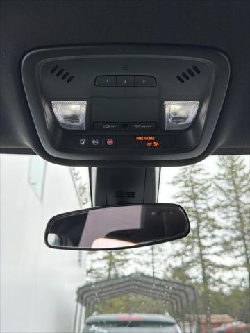 2023 Chevrolet Traverse AWD LT Cloth