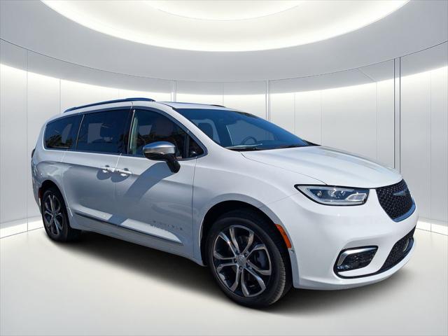 2026 Chrysler Pacifica Pinnacle AWD