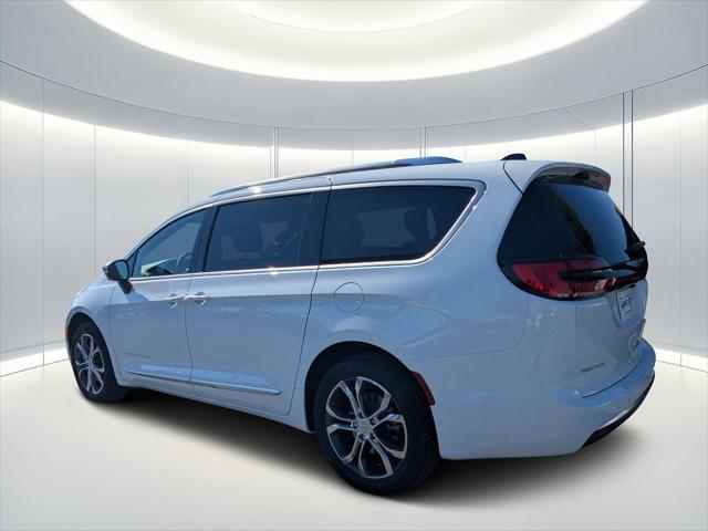 2026 Chrysler Pacifica Pinnacle AWD