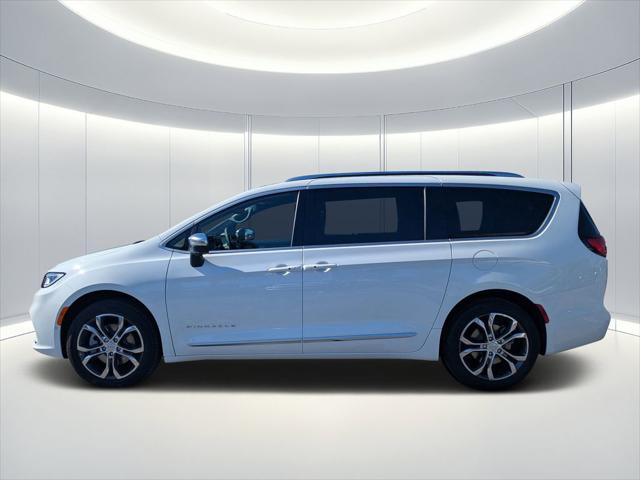 2026 Chrysler Pacifica Pinnacle AWD