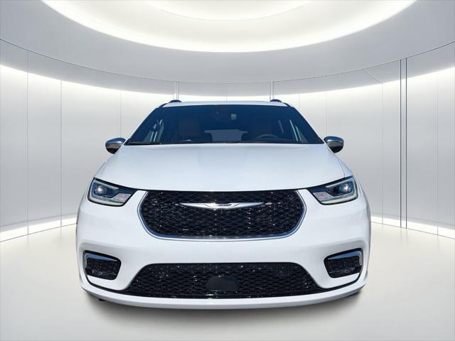 2026 Chrysler Pacifica Pinnacle AWD